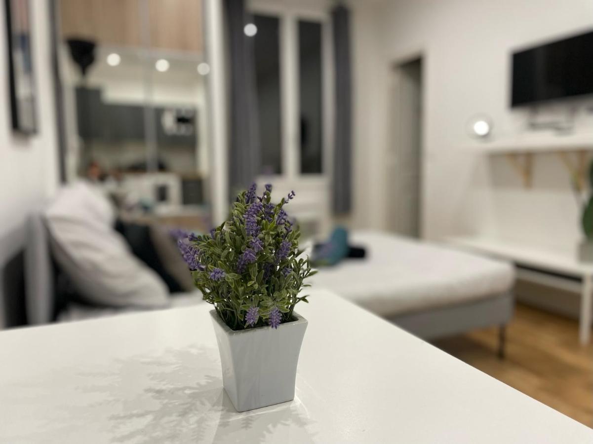 Nice Renting - Cambrai02 - Studio Beach Sea View - Ac - Promenade Des Anglais Bagian luar foto